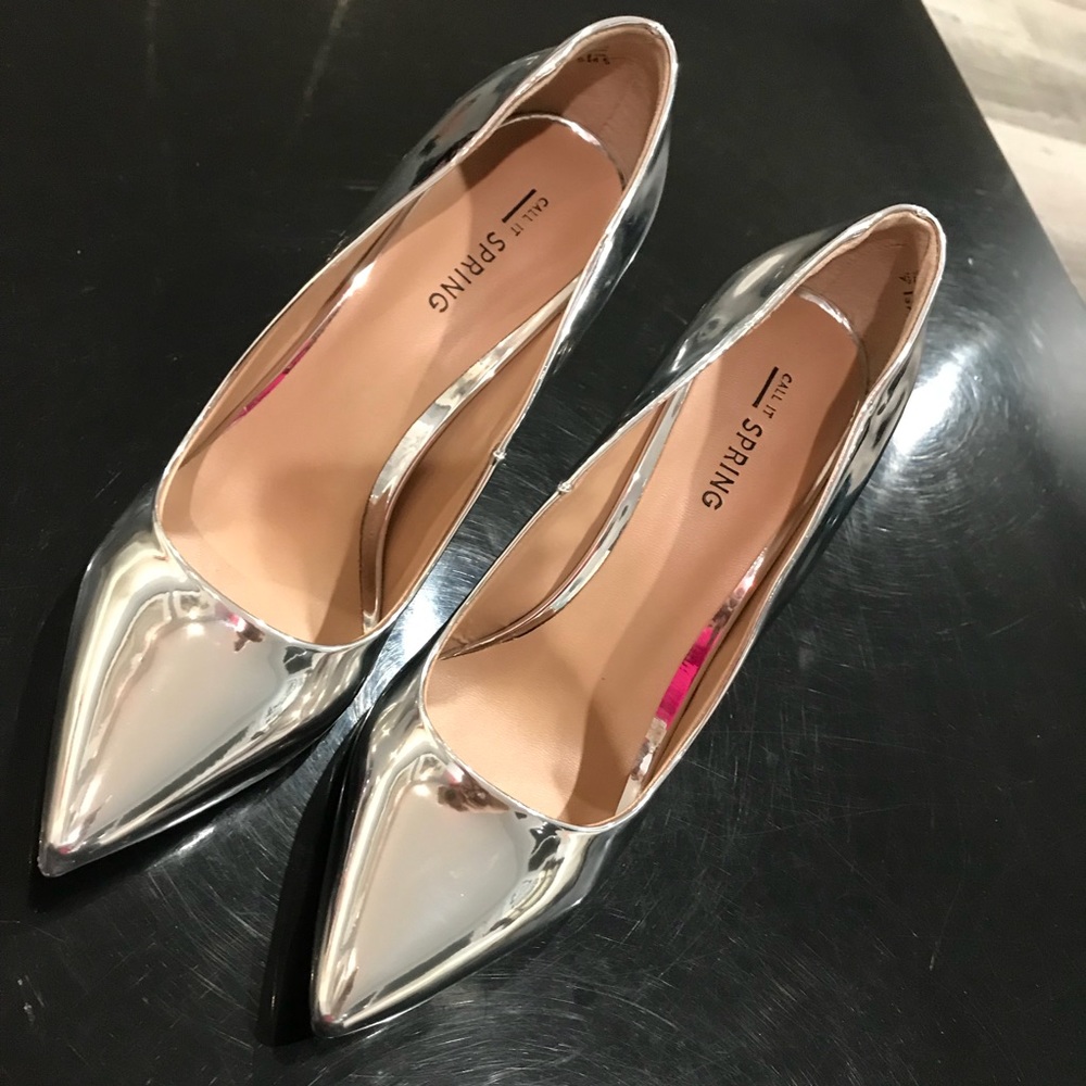 👠 NWT Call it Spring Heels 👠